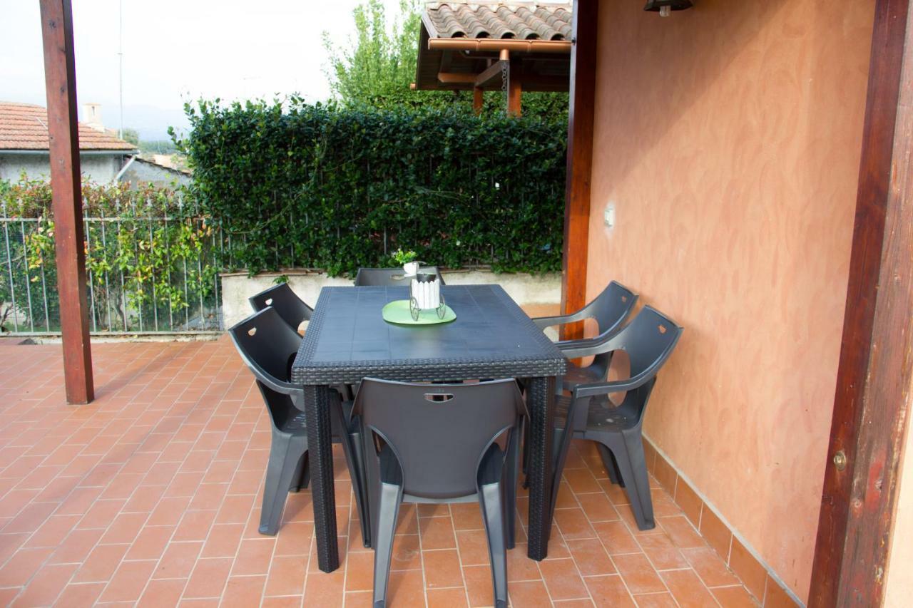Monica'S Villa Fiano Romano Exteriör bild